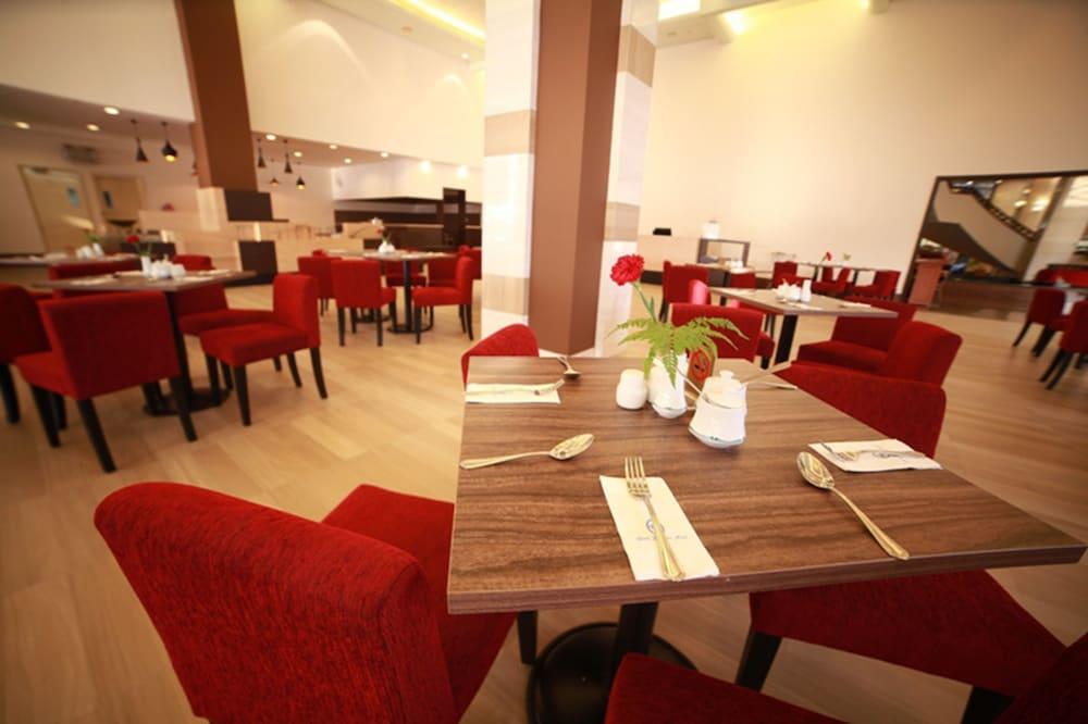 Grand Riverview Hotel Kota Bharu Eksteriør billede