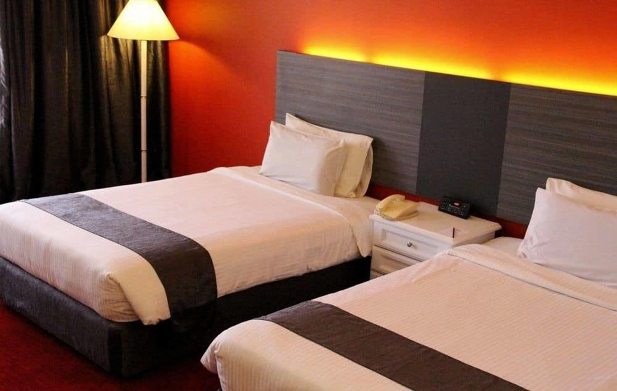 Grand Riverview Hotel Kota Bharu Eksteriør billede